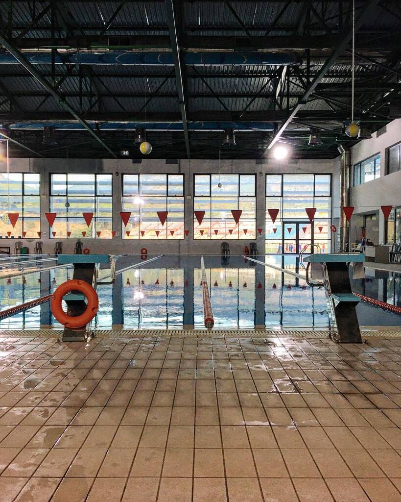 ParisKatsas's tweet photo. No sun but swimming is recommended
.
.
.
#swimmingpool #swimming #reflection #water #pool #byron #βυρωνας https://t.co/VlBsHkzYAo https://t.co/LsoPKbsv6o