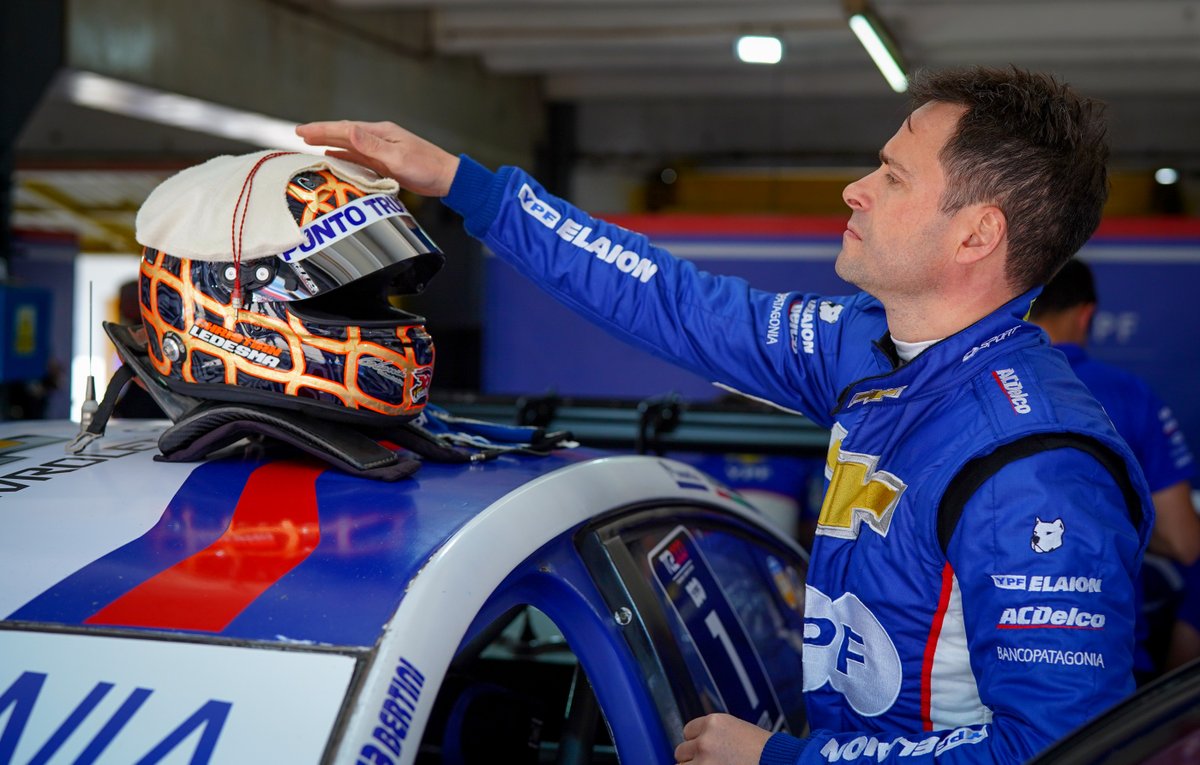 ¿Cuántos likes se merecen nuestros pilotos invitados de lujo? 🤩💯

#200KmBA 🔙 <a href="/chledesmaok/">C H R I S T I A N . L E D E S M A</a>  🤜🏽🤛🏽 <a href="/Santi_Urrutia/">Santiago Urrutia</a> 

<a href="/ChevroletArg/">Chevrolet Argentina</a> | <a href="/YPFoficial/">ypfoficial</a> | <a href="/Banco_Patagonia/">Banco Patagonia</a>