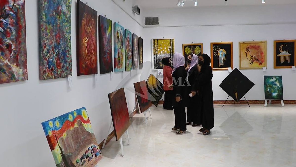 AgencyAfghan's tweet photo. Women held modern, Islamic artwork exhibition in Herat province of Afghanistan 

Afghanistan-October 06: Women displayed 160 pieces of modern, Islamic artwork during an exhibition in Herat, Afghanistan, on October 05, 2022. Afghan Multimedia Agency https://t.co/UTO83rLypr