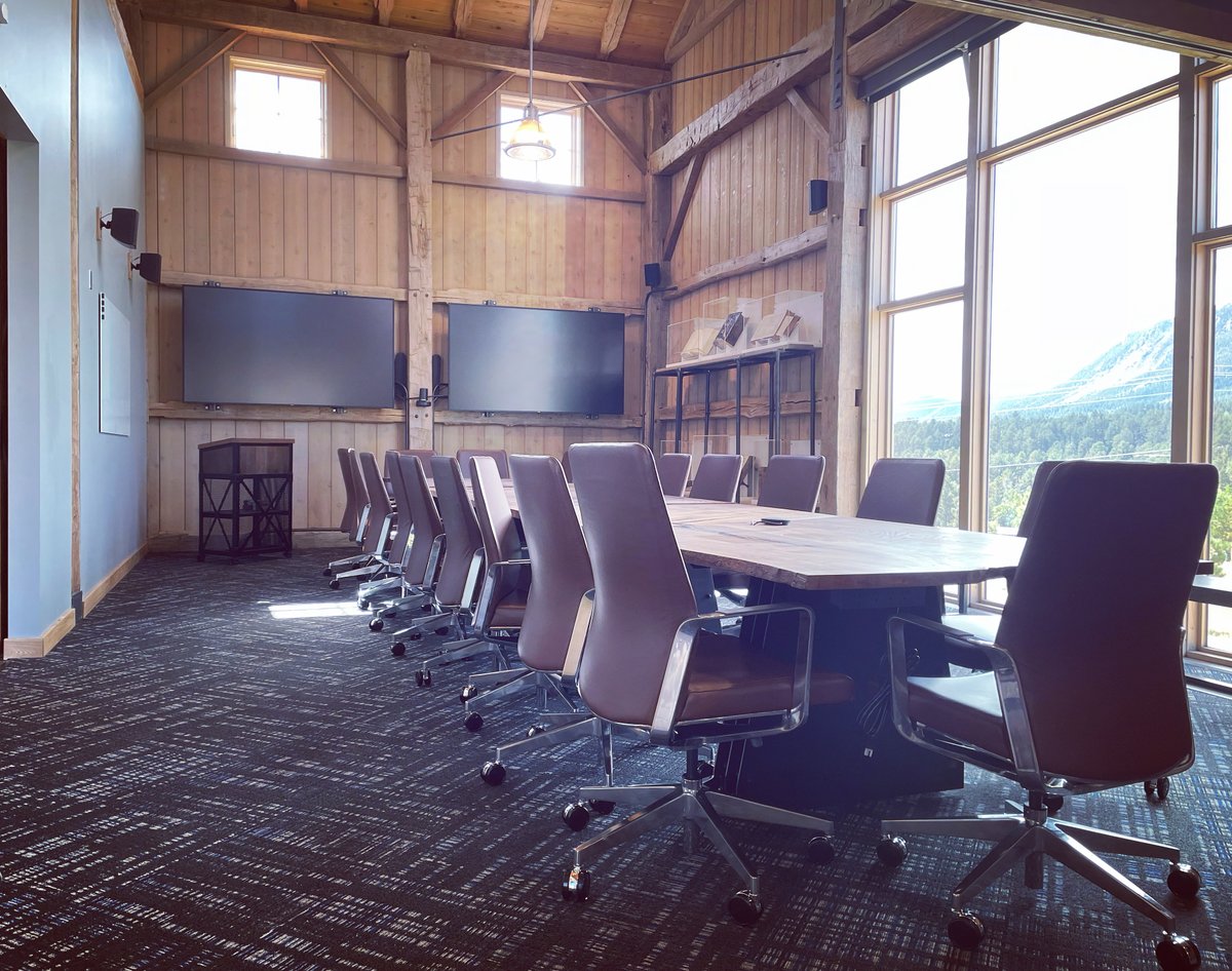 9to5seating tweet media