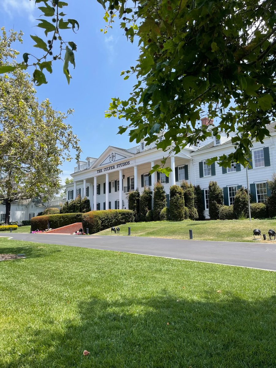 Our historical beautiful Mansion of The Culver Studios

#TheCulverStudios #theculversteps #culvercity #culversteps #Hollywood #LosAngeles #Movies #ProductionMovies #Production