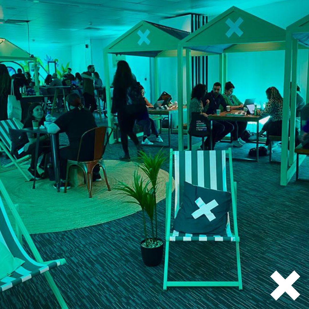 icrossing_uk's tweet photo. Day one - done 🎉

We had a fab time talking with you all in the #iXBeachHangout today. It was great to see you!

Didn't get the chance to visit today? Come and see us tomorrow! You know where to find us - on the ground floor.

See you 👋

#Relax #Recharge #BrightonSEO https://t.co/7EWZR9o2rG