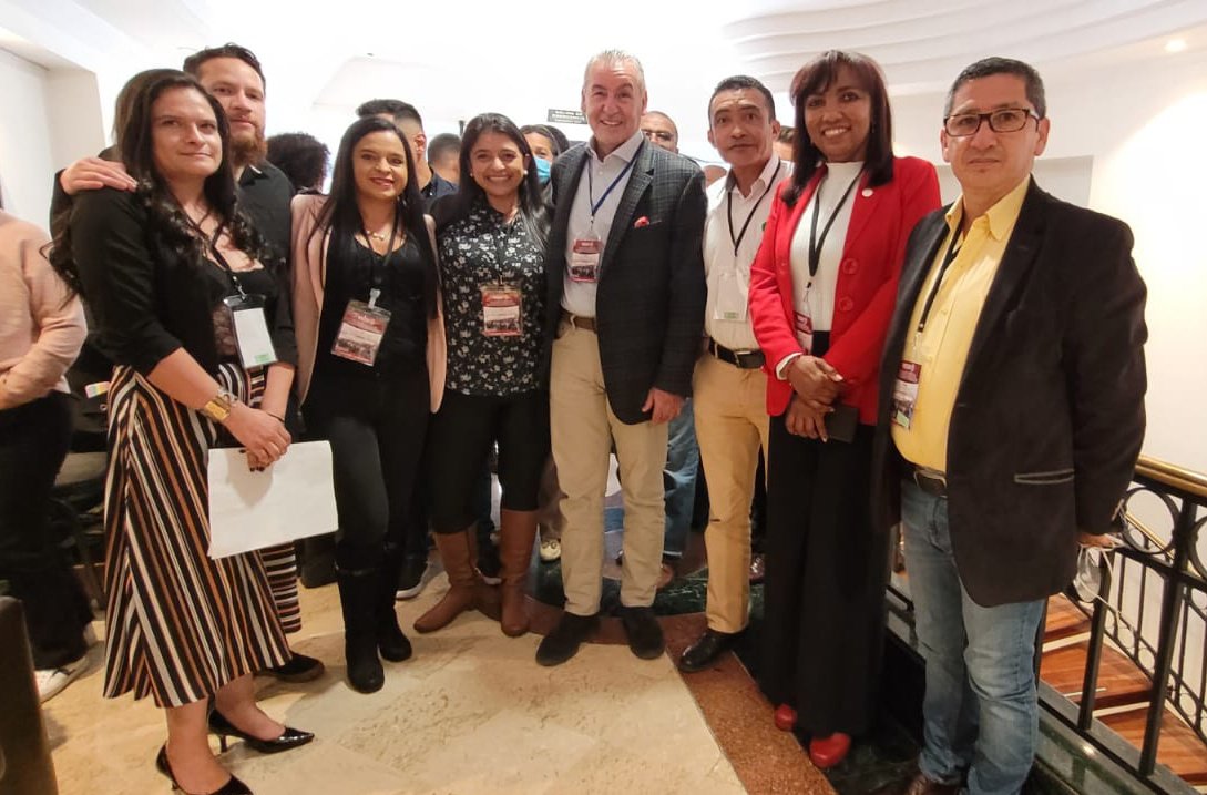 SINDESENABOGOTA's tweet photo. La Subdirectiva Bogotá participa en la capacitación de dirigentes sindicales SINDESENA ✊️ #LogroSindical
@JorgeELondonoU @gloriainesramir @AMurillog01 @sindesenacol https://t.co/ASiNIwk4tG