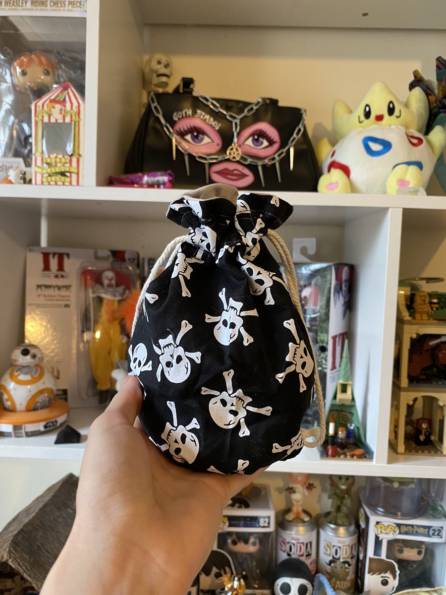 Only 1 pirate pouch available 🏴‍☠️