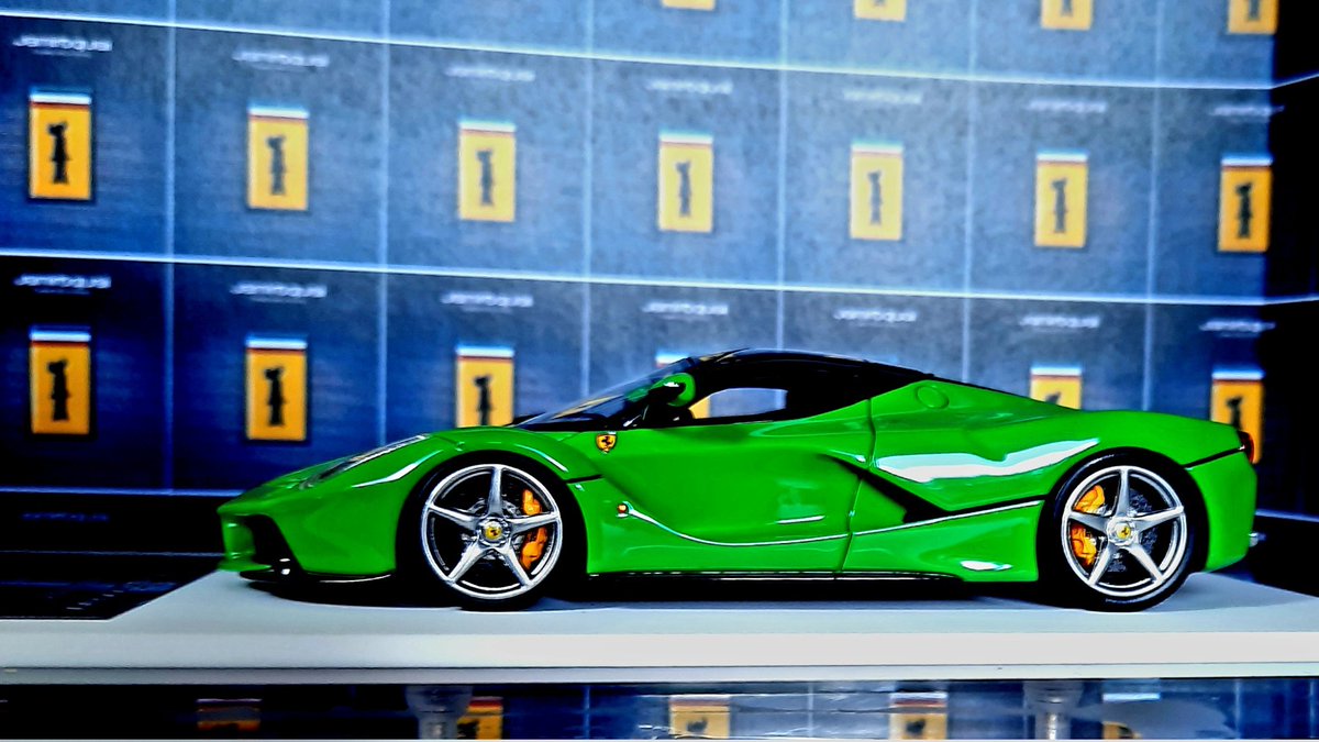 Remember this one #Jaykay from <a href="/JamiroquaiHQ/">Jamiroquai</a> 🤟🏽

#DavisGiovanni 1:43 Laferrari