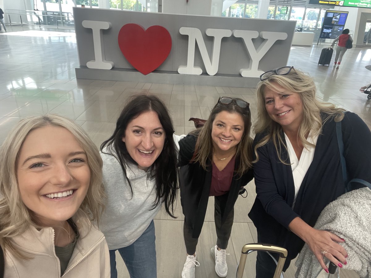 CorkTreeCreativ's tweet image. Thanks to @IAB for hosting a very insightful Inclusive Leadership Training event last week at @Meta in NYC. We had a great time and learned so much. We ❤️ the BIG 🍎.
 #meta #nyc #leadership #iab #inclusiveleadership #leadershiptraining