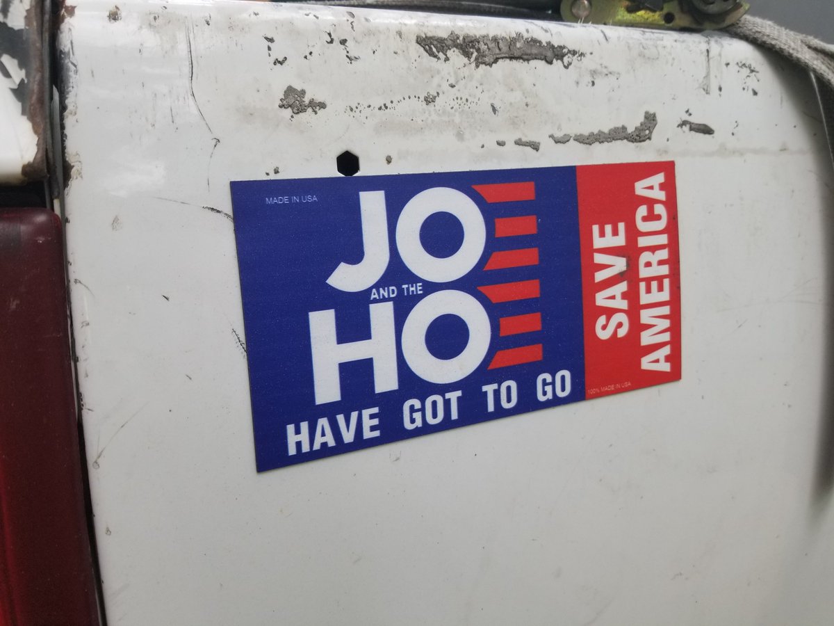 SlightedSoul's tweet photo. So, my neighbor hired maga trash to do her home repairs.
830 am - that MFer walked right into my house. 
Had the wrong f'n house &amp; didnt even knock.
Scared the living shit out of me &amp; I still haven't calmed down.
Oh! But he apologized, while laughing!
#magatrash https://t.co/UDf3Nmi7yG