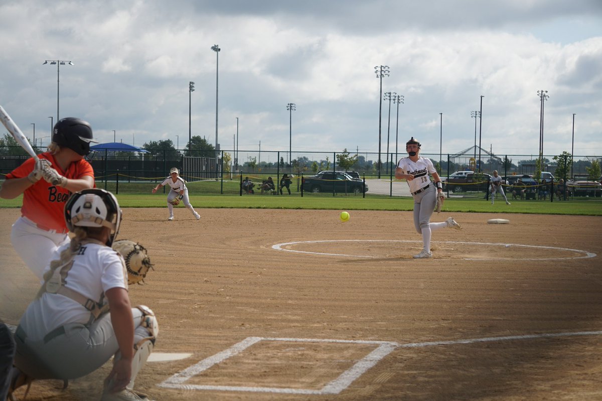 NW_BoosterClub's tweet photo. 🥎🥎🥎

The Booster Club will be paying for the first 30 @VikingsNW (@ginwshipyard) students to attend the @GINWSoftball district final game. 

Let’s get these great kids an awesome atmosphere for their final home game and send them to Hastings‼️ https://t.co/06vEFdGB8B
