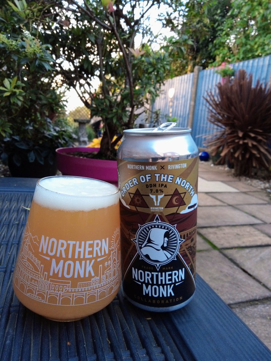 keefmullin's tweet photo. So abit of @NMBCo takes my fancy this evening beer fans #appropriateglassware 😉 Thursday cheers 🍻 https://t.co/zNBmiWjfQg