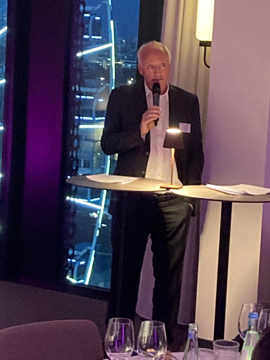 Great that <a href="/ANZ_AU/">ANZ Australia</a> are supporting German Australian trade and promoting a free trade agreement.