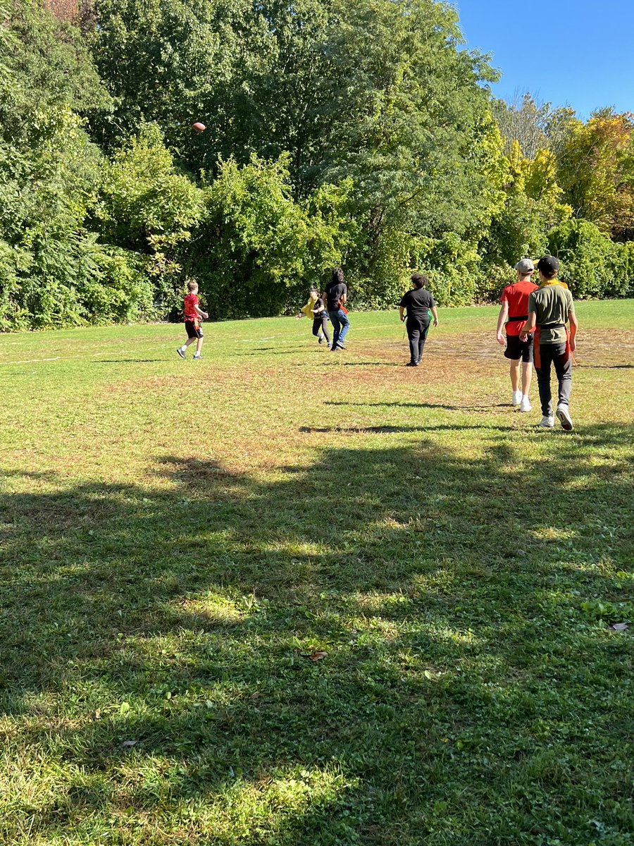 MarshPhysicalEd's tweet photo. We covered objective 3 today, understanding the importance of communication, verbal and nonverbal, on both offense and defense. Students continue to implement new skills and strategies which has resulted in some highly competitive games this week. 🏈🦅 https://t.co/C7sUjmgQbV