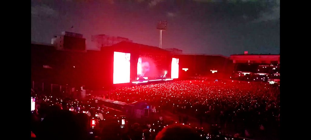 Realmente superó lo anterior... Se pasó <a href="/gunsnroses/">Guns N' Roses</a> <a href="/deljamesgang/">del james</a> <a href="/axlrose/">Axl Rose</a> <a href="/vailafortus/">Richard Fortus</a> <a href="/DuffMcKagan/">Duff McKagan</a> <a href="/Slash/">Slash</a> <a href="/TheMelissaReese/">TheMelissaReese</a> <a href="/FrankFerrer66/">thunderchucker</a> <a href="/DizzyReed/">Dizzy Reed Cagbay</a> 
Gracias por the f nigth