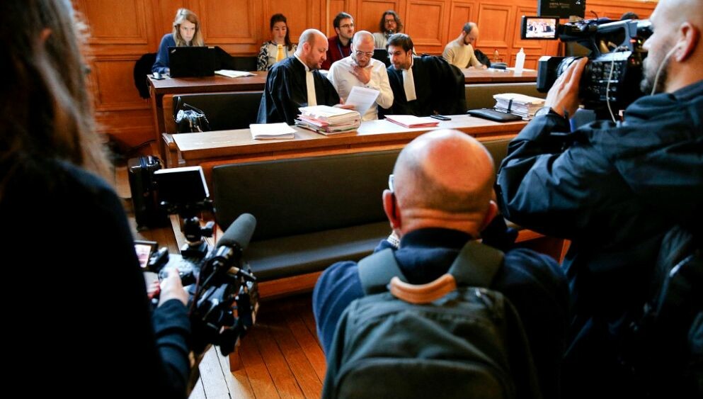 Supporter éborgné à Reims : "Je ne pense pas avoir fait n'importe quoi" maintient le policier
Affaire #MaximeBeux 
➡️ l.francebleu.fr/1f5J