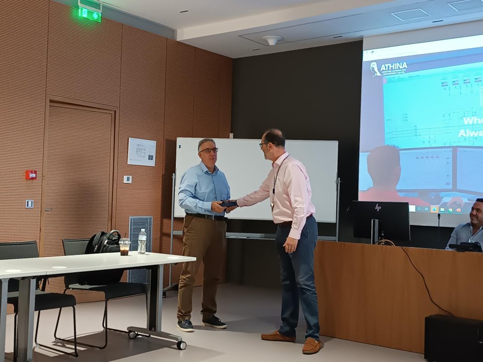 experience_sea's tweet photo. A great workshop organized by @mrg_ntua  
MarineEngineers had the chance to witness state-of-the-art training facilities at Athina Maritime Learning and Development Center and test the #SeaofExperience digital tools🥽 . 
Thank you for this opportunity and for your hospitality!!! https://t.co/NWwkAkxC4e