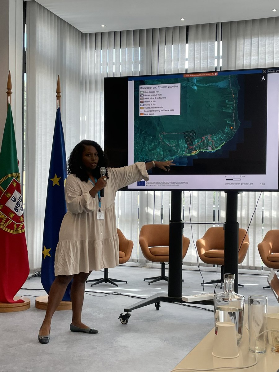 im_sieber's tweet image. @MOVEON_Project meeting: @CathleenCybele presenting first #ecosystemservice #participatoryGIS results from La Rèunion. 

@NBiodiversite