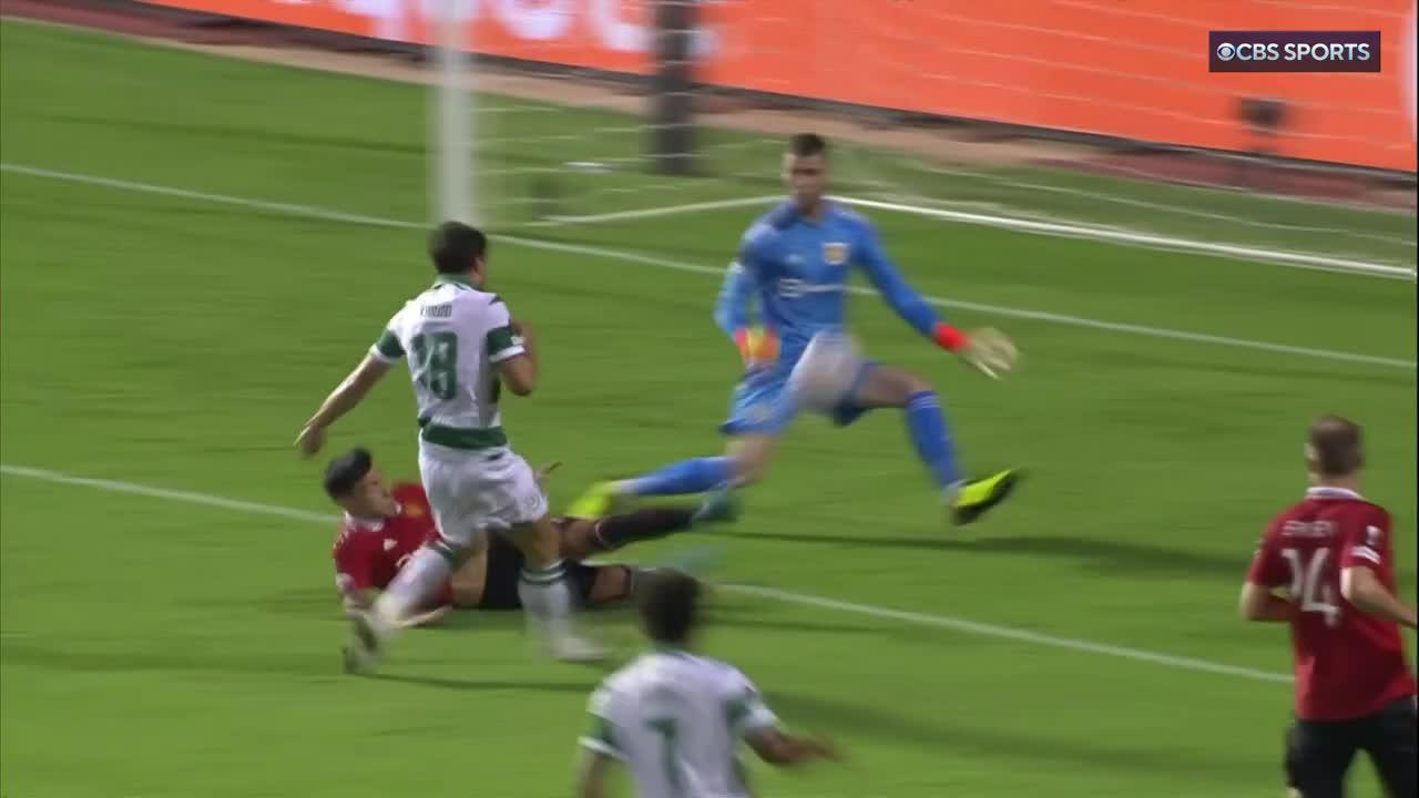 OMONIA STUN MANCHESTER UNITED. 🤯”