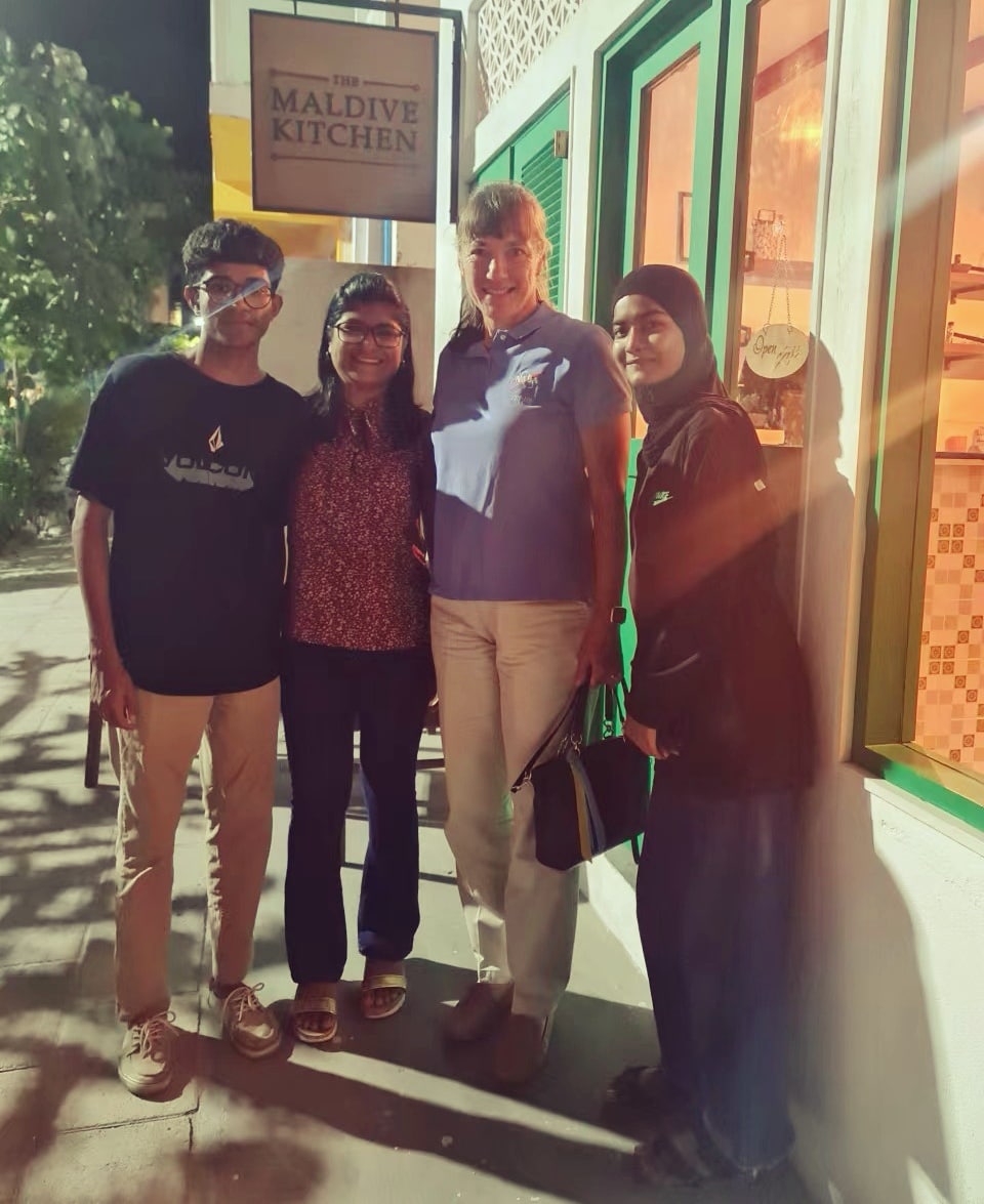 We had a very special and distinguished guest at <a href="/MaldiveKitchen/">TheMaldiveKitchen</a> tonight 
Delighted to have Captain Heidemarie M. Stefanyshyn-Piper former #NASA astronaut here to taste our Maldivian cuisine. 

#specialguests #localfoods #tastemaldives #maldivesfood #womeninstem #inspiringwomen