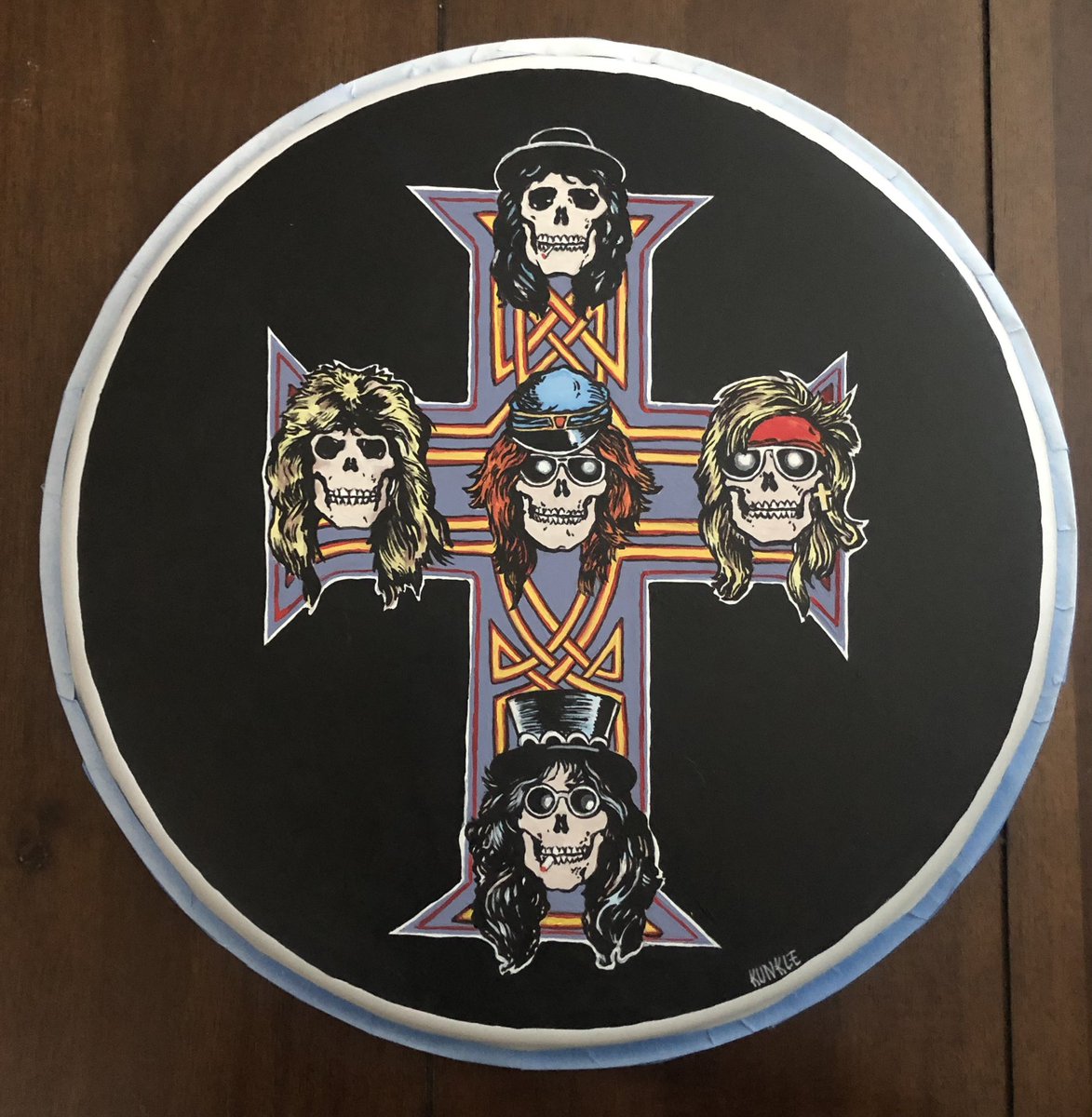 KunkleCom's tweet photo. @DuffMcKagan GnR drum head #artandrock https://t.co/f3NI9eRwHE