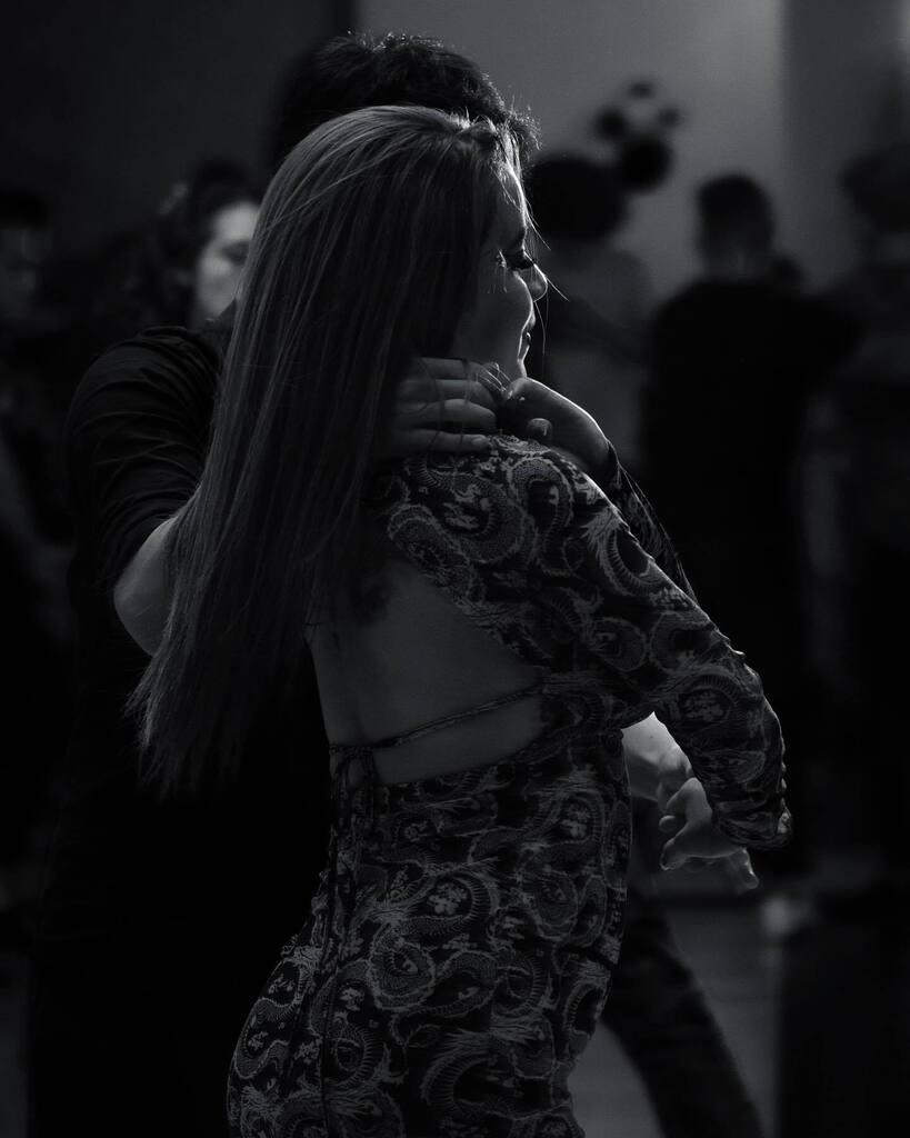 mrtnway's tweet photo. Don’t stop until you reach it. 

#dancing #salsa #mexico #rumba #b&amp;w #portraitphotography #photography #photooftheday https://t.co/hvZWKa3J4s https://t.co/MSwOSBz2xt