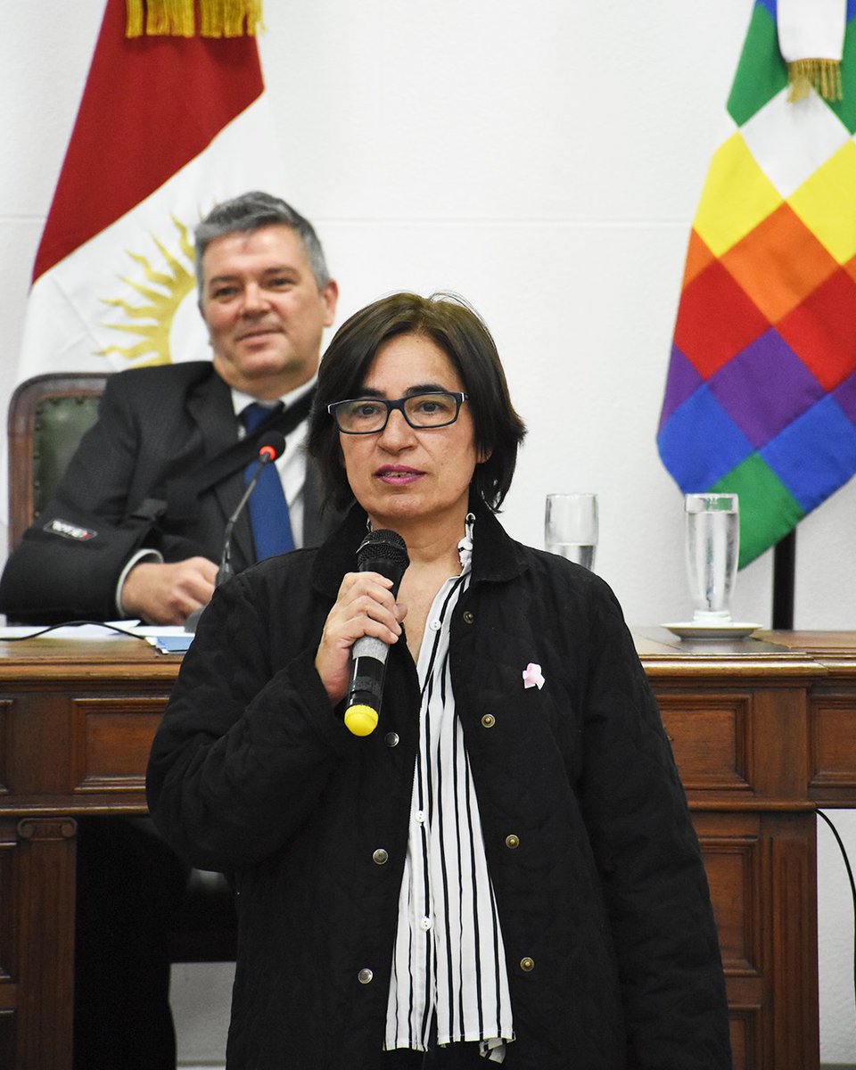 HpC_RioCuarto's tweet photo. @miliobR4 @dariofuentes04 @guillenatali @estelaconcordan @Armando_Chiappe @LucianaBo3 @MARIG_ARG @arielbatha @Marisa_dez @MiguelWAlonso1 ☑️ Se declara de #InterésLegislativo, Social y Cultural el reestreno, a 20 años de su primera exhibición, de la película documental riocuartense 🎬“Gol de Mujer”, realizado por Huinca Producciones Audiovisuales.
🗓️ Reestreno: 7 de Oct. 🕖19 hs.
📍Teatrino de la Trapalanda 👏 https://t.co/Mkm7Re13TH