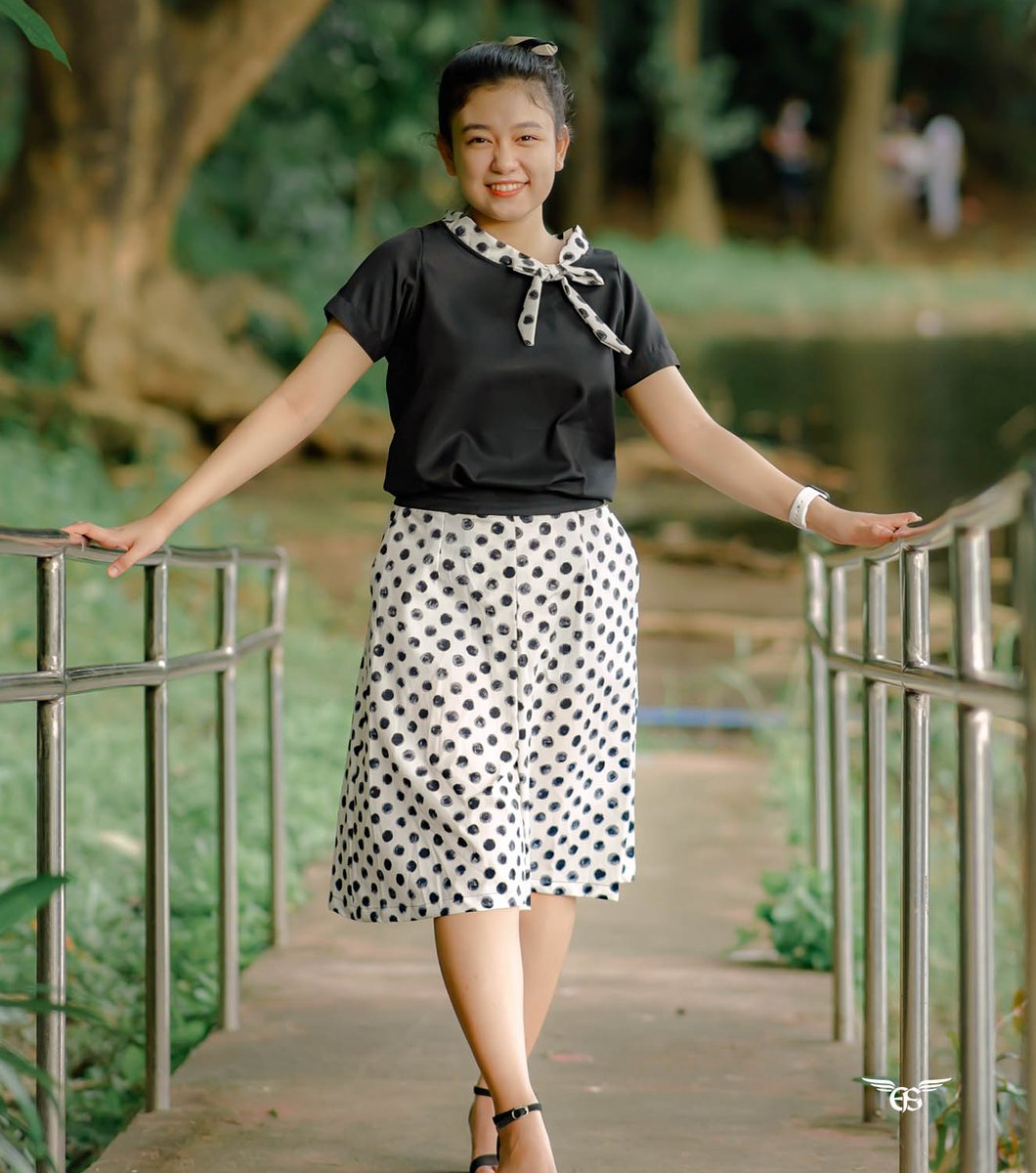 EFS_Apparel's tweet photo. Face the day with your elegance with Izza Two-piece outfit, available via EFS online stores! β¨ SRP 2,499.00
#EFSApparel #MakingModestyALifestyle #Coordinates #Modest #Modesty #Kristiana https://t.co/ez97oTKA7W