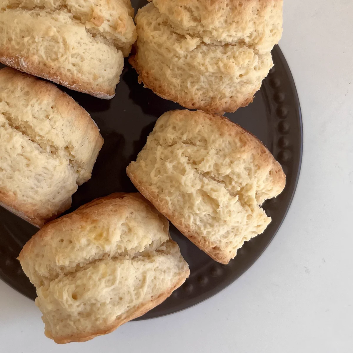 シンプルなスコーンのレシピ！サックリほわっしっとりの食感！