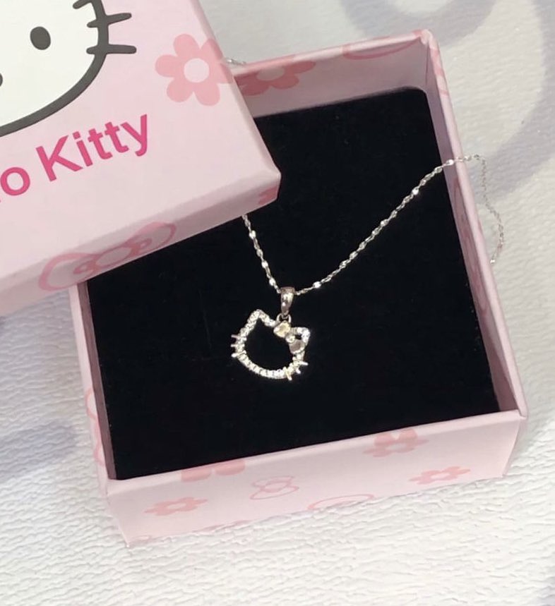 Iced out hello kitty Pendant With Chain – Koanga