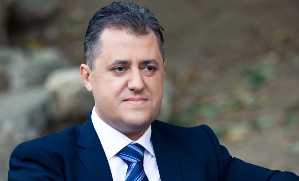 [Crítica] "Anillos perdidos en océanos desconocidos": El mundo perfora nuestras carnes - cineyliteratura.cl/critica-anillo… #CineyLiteratura