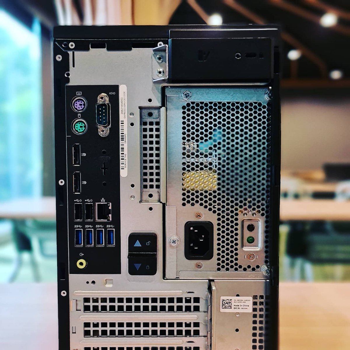 2BeSHOP's tweet photo. 🔥Server ราคา PC กับ Xeon E-2224G Ram 8GB + SATA 1TB กับราคาเริ่มต้นเพียง 20,200 บาท(ไม่รวมภาษี) กับ RAID ที่รองรับ 0,1,5 สามารถเปิดทำงานได้ 24 ชม สนใจดูเพิ่มเติมได้ที่ https://t.co/e7r3NJ93HT หรือโทร 02-118-6767 #dell #server https://t.co/aS432UJki2