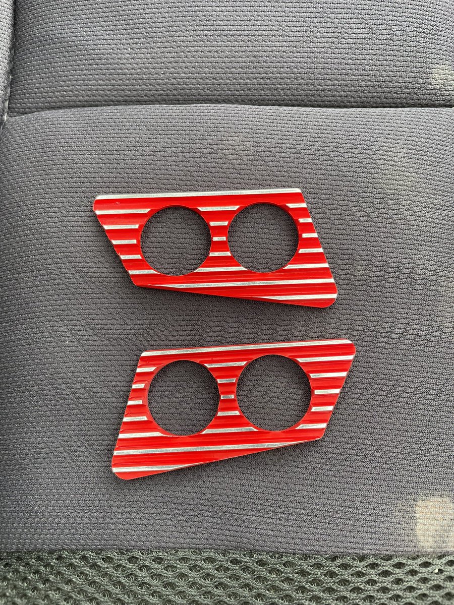 ryuuuusei0322's tweet photo. 自分のXJRに取り付けしたらめっちゃキマリました😎
商品を塗ってしまったのでこちらの3枚目の写真の物をプレゼント企画致します🙇‍♂️

このアカウントをフォローとこの投稿をリツイートで応募完了❗️
締め切りは10月17日（月）21時00分
アプリにて抽選します❗️
宜しくお願いします🙇‍♂️ https://t.co/yqdOTOZMts