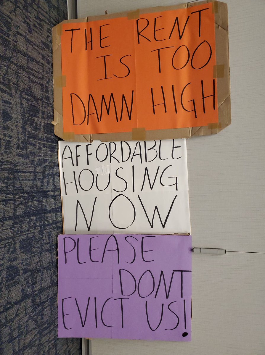NKyTenantsUnion's tweet photo. We're back from Lexington and gearing up for our rally tomorrow! .@KYTenants rally tonight was a great start to a weekend of affordable housing actions! We're excited to see everyone one tomorrow (Friday Oct 14) at 3:30, 3050 Madison Road to demand affordable housing NOW! https://t.co/i9X4AmqfhF