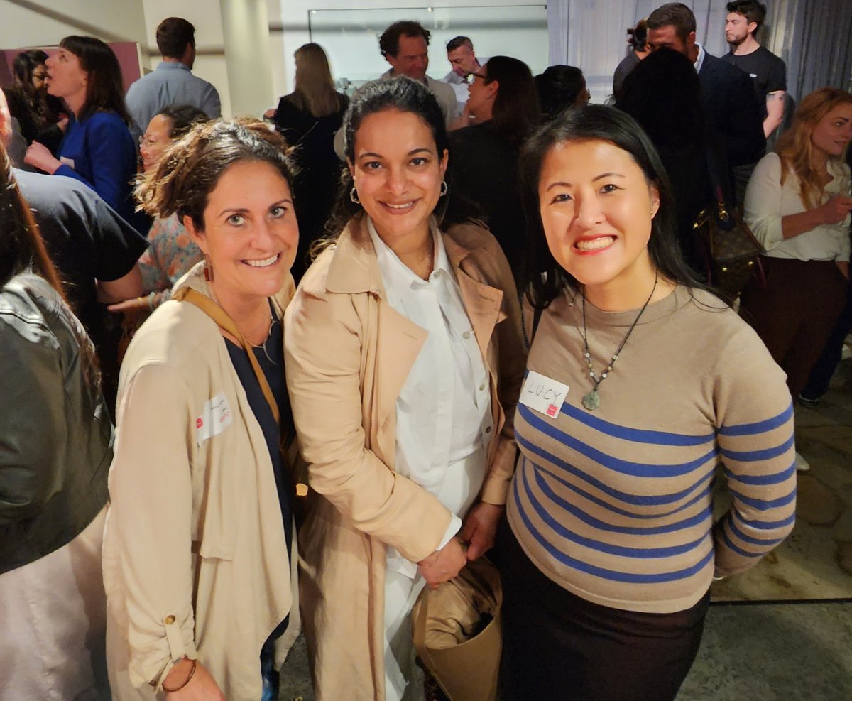 lucylin007's tweet photo. @sparkfestivalau kicks off for 2022! 💥

What an awesome night to celebrate with 150 others to reconnect &amp; network!

JOIN US:
👉How To Build A Personal Brand: https://t.co/KBA7rLS9VX
👉2022 @Coralus_World AU Venture Announcement: https://t.co/4JkWaTUX1A

See you at Spark! https://t.co/kkAFMhOY73