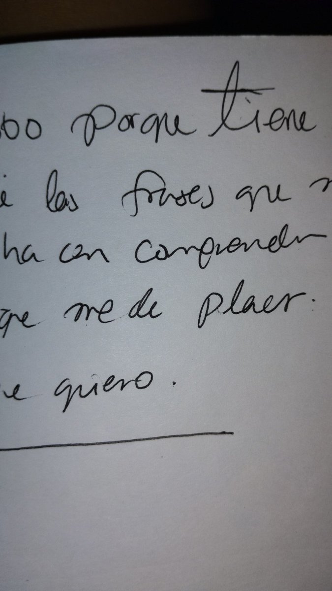 Claudiahamed's tweet photo. Escribo porque tiene sentido. Porque las frases que me invento me hacen comprender.
Porque me da placer.
Porque quiero. https://t.co/rRjXmi63Gw
