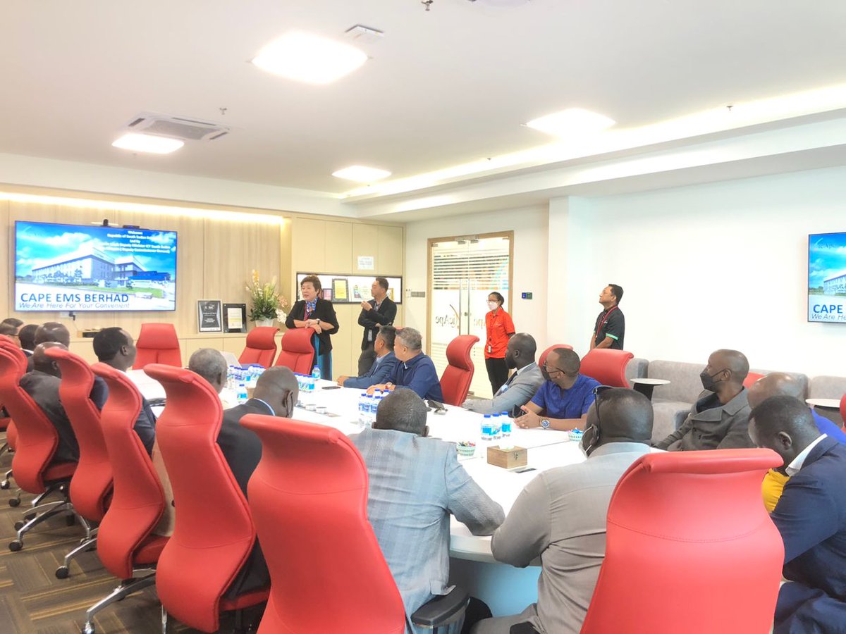 bsmartsystem's tweet photo. On 6th Oct, the NRA delegates from Republic of South Sudan visited CAPE EMS electronics factory in Senai, Johor. CAPE has a very large electronics manufacturing service (‘EMS’).
#CAPE #NRA #southsudan #BSMART #bsmartsystemsolutions #electronicsmanufacturing #electronicsprojects https://t.co/BmxZqlyWmT