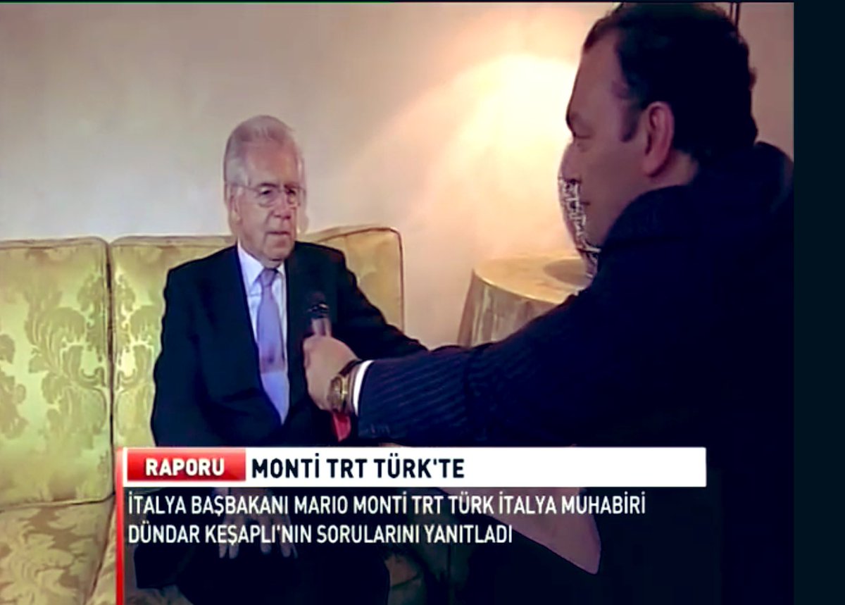 d_kesapli's tweet photo. Yıl :2010 … efsane özel röportajlarım dan biri o dönem Başbakan olan #MarioMonti İle #TRTTURK e gerçekleştirdiğim bu röportaj Türkiye ve İtalya da geniş yankı uyandırmıştı anılar güzel duygular 👍💪🍀☀️🍀 #dündarkeşaplı #roma #premier https://t.co/mVWTsotYdc