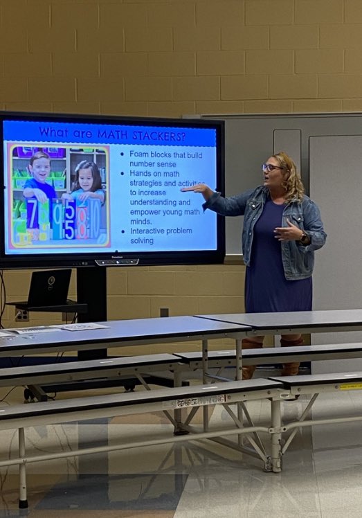 Miss Jones tweet media