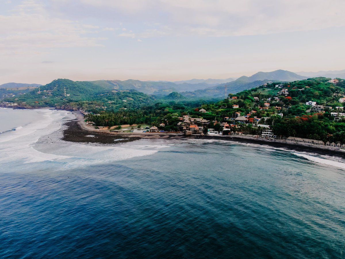 La Liga Mundial del Surf vuelve a confiar en El Salvador. 😎🤙

Graham Stapelberg, vicepresidente de la <a href="/wsl/">World Surf League</a>, anunció este día dos torneos de surf:

✅ Championship Tour (CT), 09 - 18 de junio 2023.
✅ Longboard Tour, 19 - 25 de septiembre 2023.