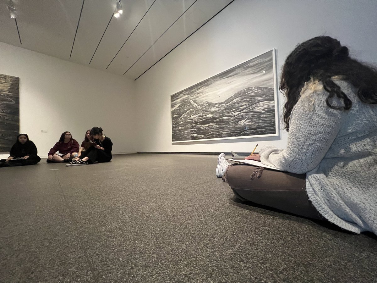 A beyond beautiful day for a field trip! Thank you <a href="/MuseumModernArt/">MoMA The Museum of Modern Art</a> for having us! @EMSISDFineArts