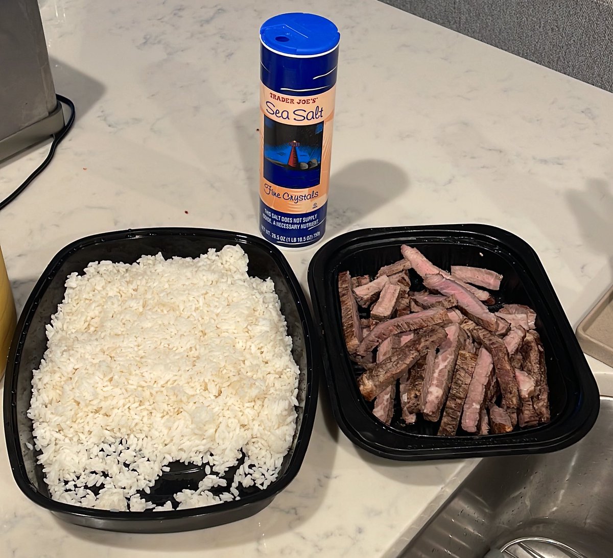 AlexJonesIA's tweet photo. All you need to get fucking yoked #chefjones https://t.co/fFj5aBRxyH
