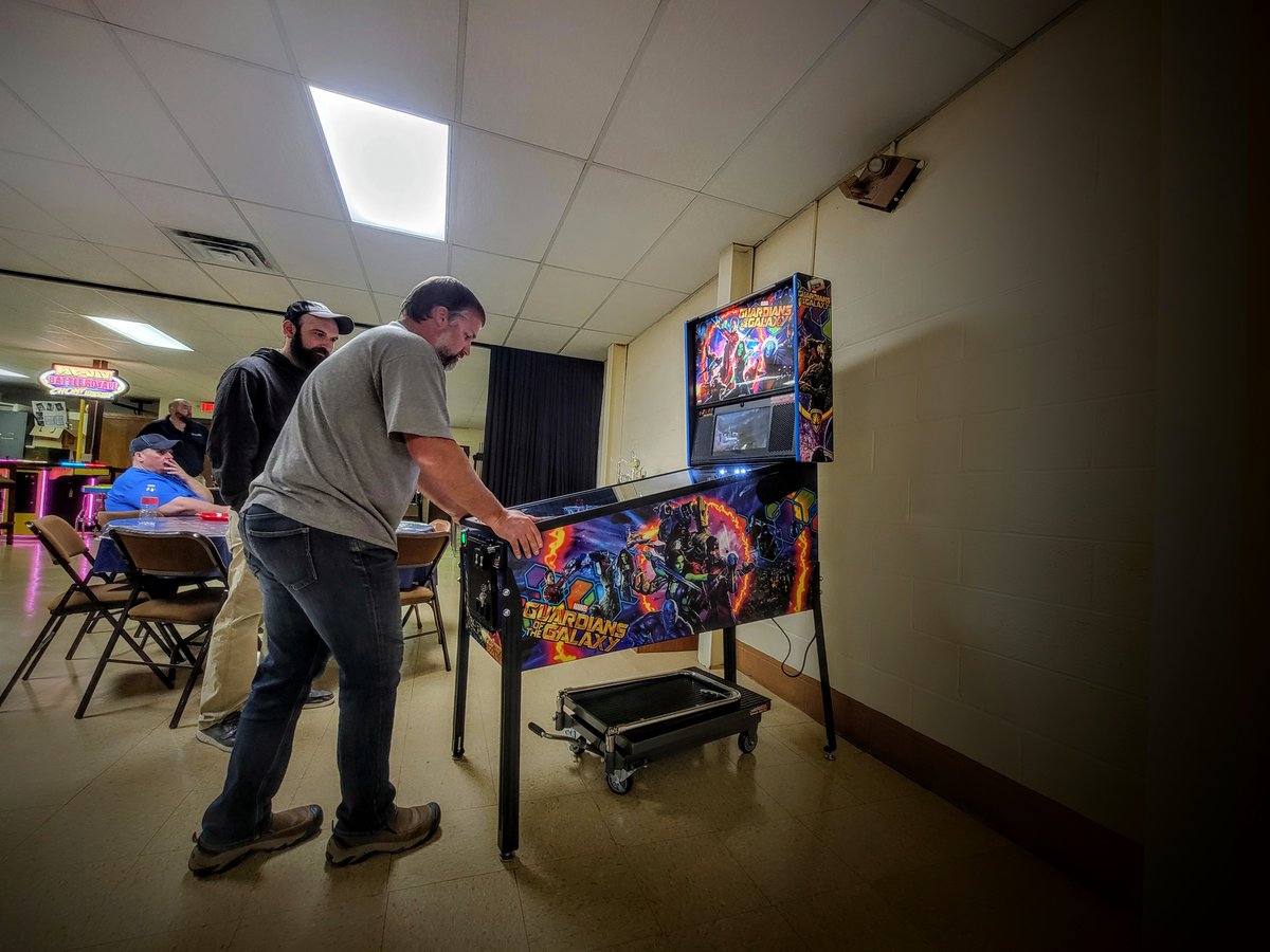 Mad_Pinball's tweet photo. Hello world, I'm your ch-ch-ch-chery bomb!
Fresh off of the Stern Pinball assembly line Guardians of the Galaxy Pro visited the Hoover Pinball League.
New games are arriving every week! What can we put in your game room?
#HPL #pinball #GoMad #GetMad #MadPinball https://t.co/lzI9OGzeRs