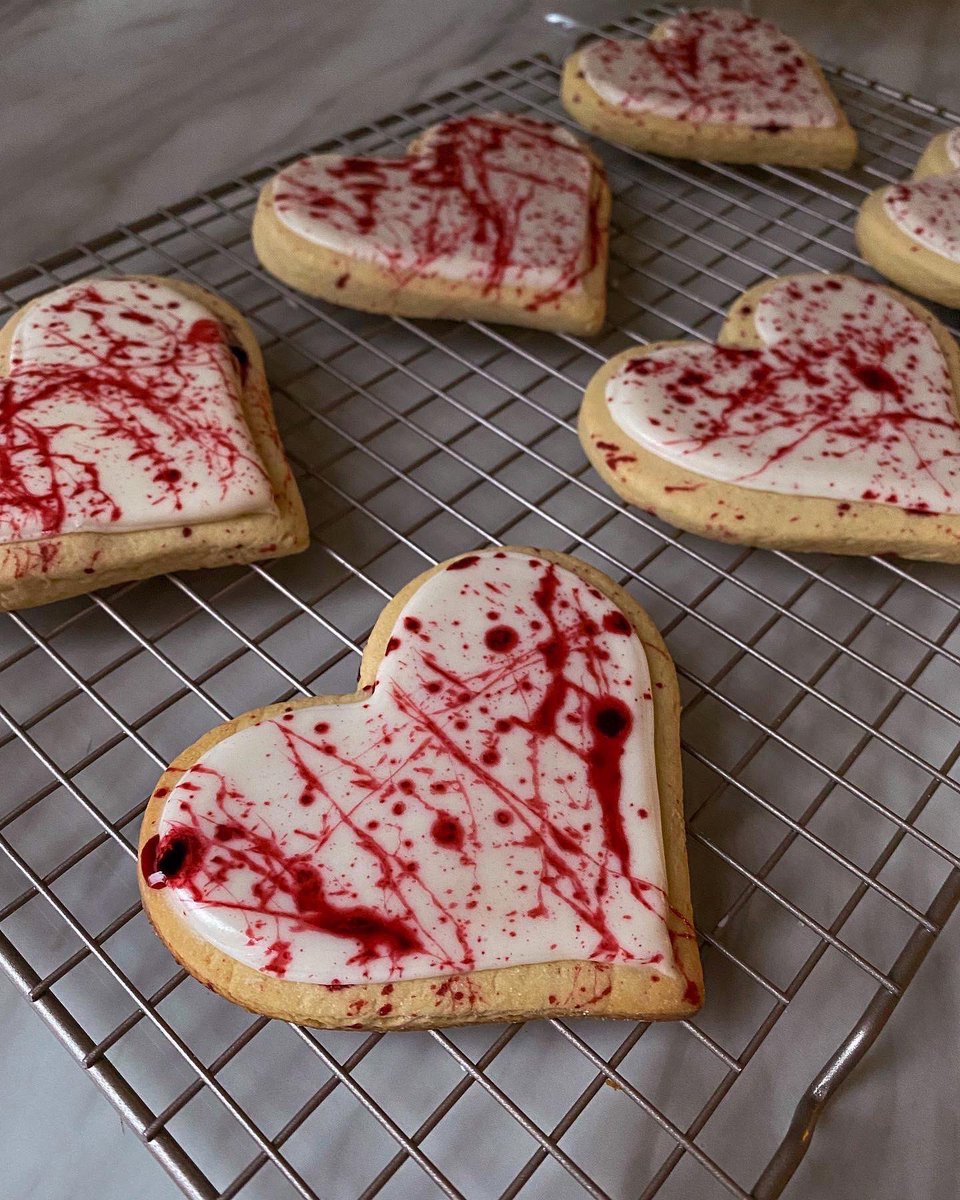 eat your heart out cookies 🫀🔪
