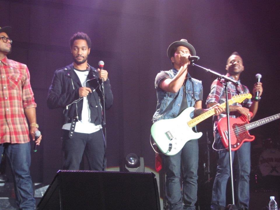Sariii29's tweet photo. 11 years. 🥺 Front row and M&amp;G at your first concert in switzerland! One of the best days of my life🖤 @BrunoMars https://t.co/Kaa5rCFOou