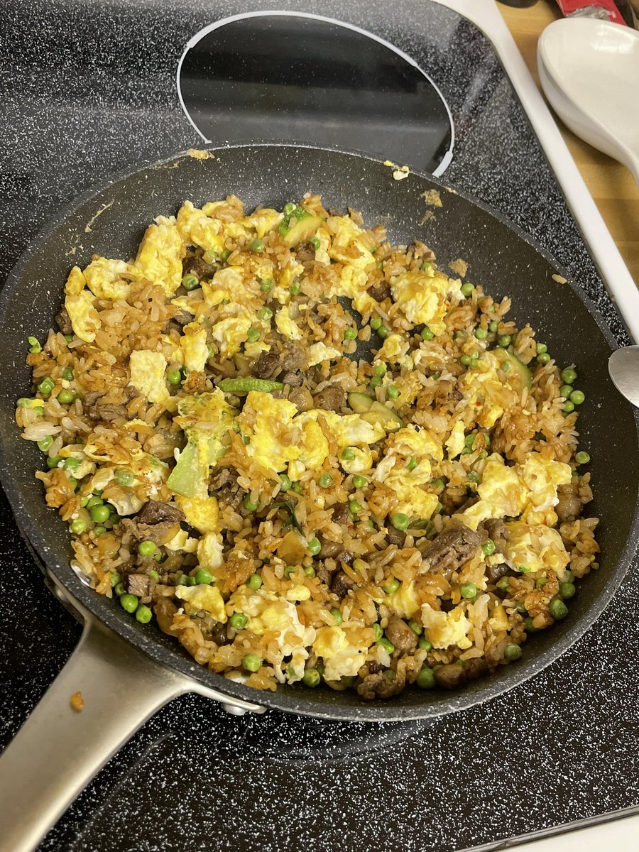 Sigma_LP's tweet photo. Leftover Korean BBQ fried rice. Champ https://t.co/WnEDV7hD6E