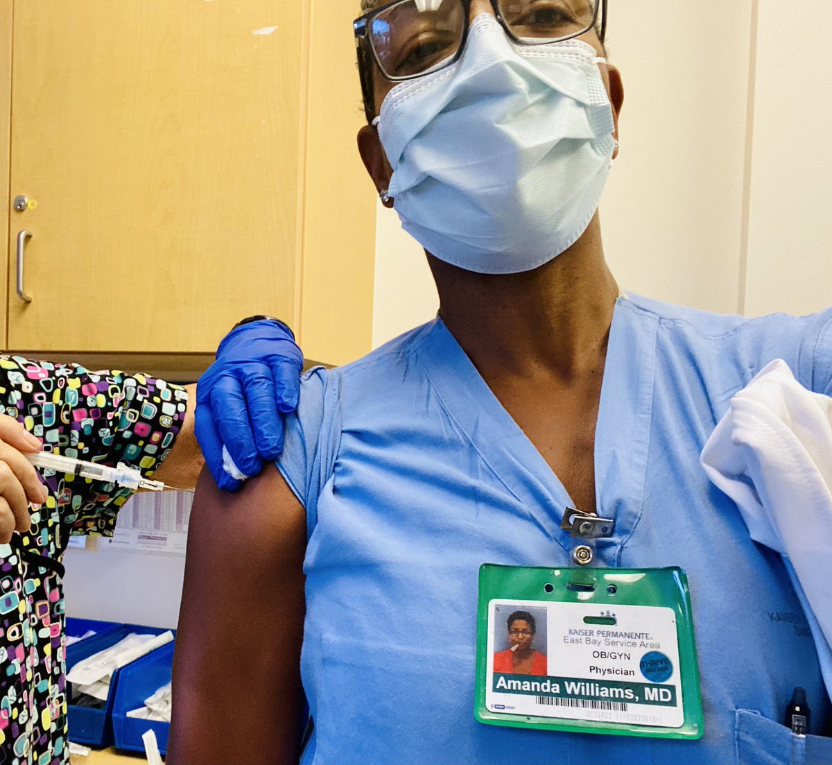 apw_mdmph's tweet image. #FluShot ✅ Bivalent #COVIDBooster next month once a bit more time from my last one (but safe to do at same time!) Gotta winterize the vehicle! #womenshealth