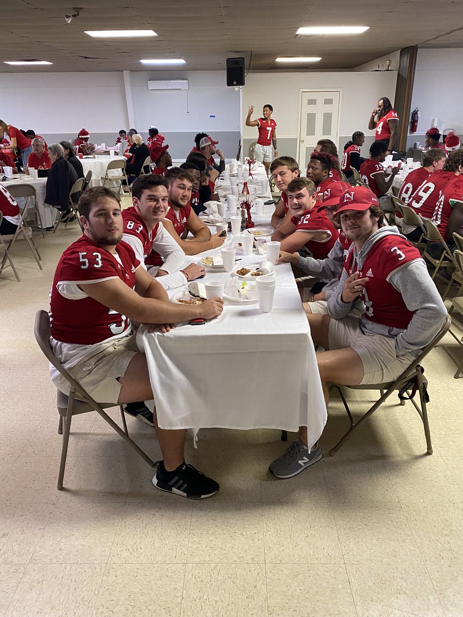 NewberrySports's tweet photo. We have a few special visitors tonight at the Coaches Show! https://t.co/3DjFmXuvi3