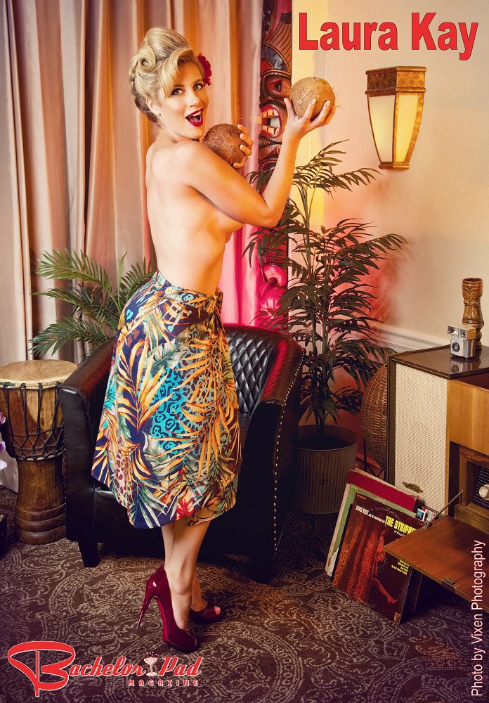 BachelorPad's tweet photo. We want to wish a swinging Happy Birthday today to the luscious Laura Kay! (Photo by Vixen Photography!) 

#bachelorpadmagazine #pinup #pinupgirl #tikibar #nicecoconuts #laurakay #vixenphotography https://t.co/j1l0NLRigr