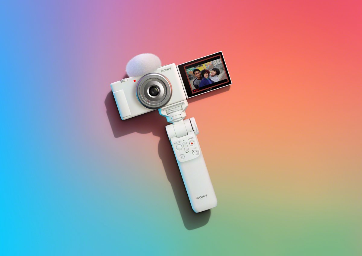 The New Sony Vlog Camera ZV-1F is here! Boost your creative power with the expanded Sony Vlog camera lineup! ▼Visit the Official Sony Camera Channel to learn more! 👇 youtube.com/watch?v=RYyvHs… #FutureSony #Sony #camera #vlog #ProductAnnoucement #SonyZV1F