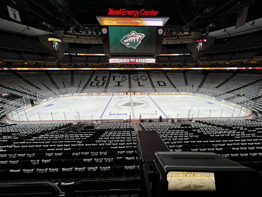 CHRISSCHNETTLER's tweet photo. Little Reverse Tight action for tonight’s Home Opener https://t.co/7G7pIgi8cG