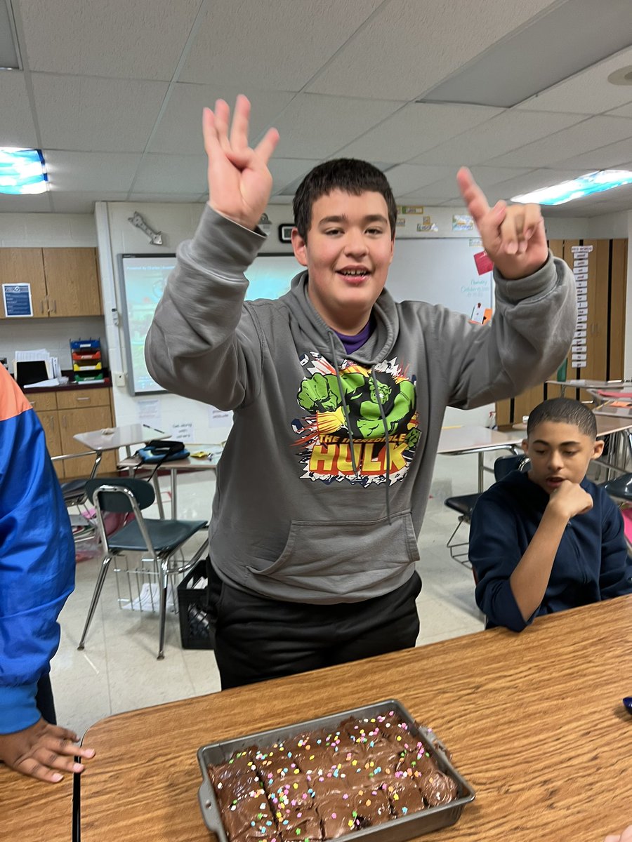 MrsDeneau's tweet photo. Mrs. Deneau and Mrs. Mayer’s classes got together to bake a cake for our friend celebrating his birthday! @LamphereHS #wearelamphere https://t.co/avanO6Wb9M