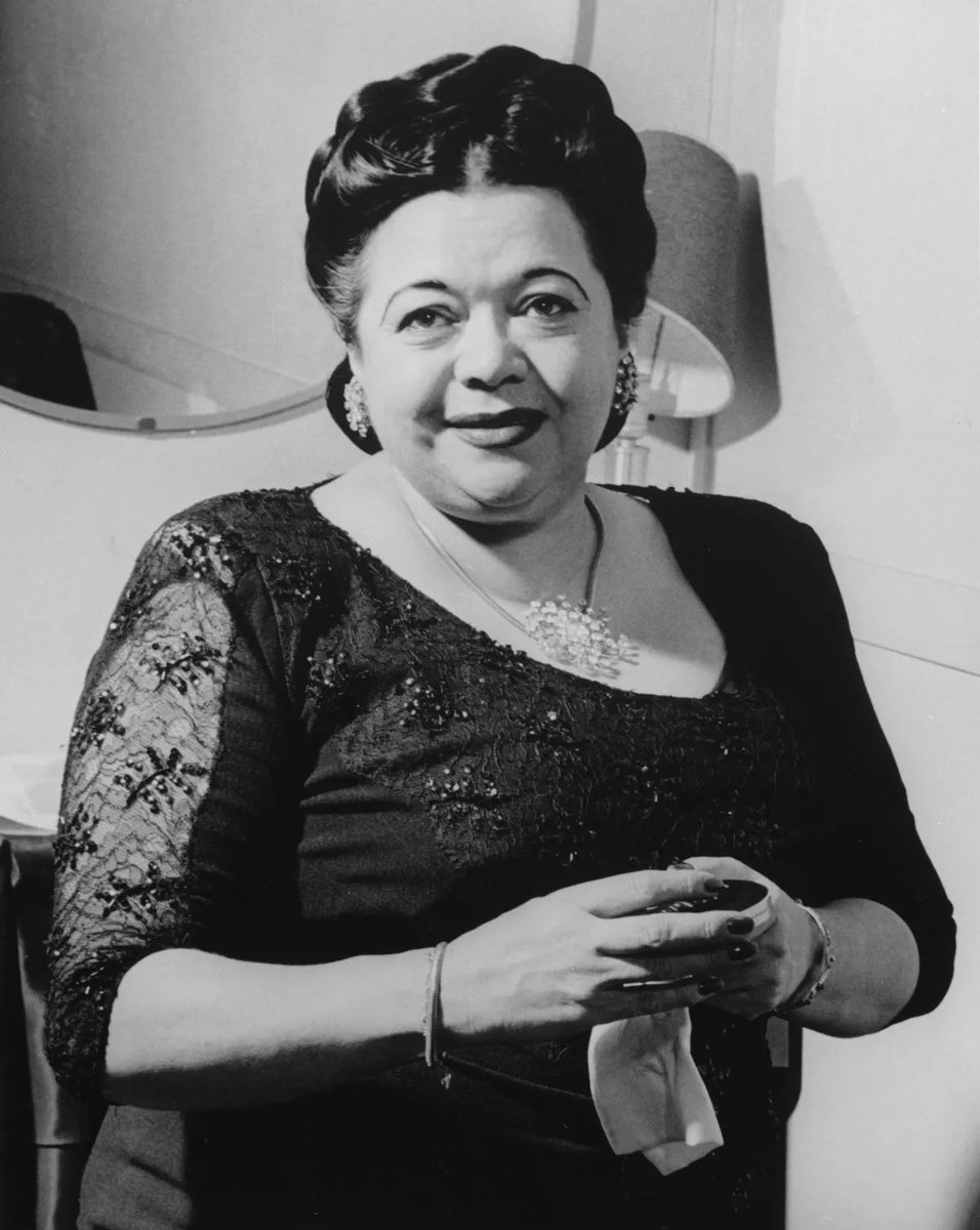analgesicsleep's tweet photo. Mildred Bailey AKA "The Queen of Swing" was a star of jazz and radio of the Coeur d'Alene people of Northwestern Idaho. She grew up on the rez, where her great-grandfather was a head speaker&amp; song leader at the turn of the century.
#RetroView #MildredBailey #IndigenousPeoplesDay https://t.co/uwYKdavHbK